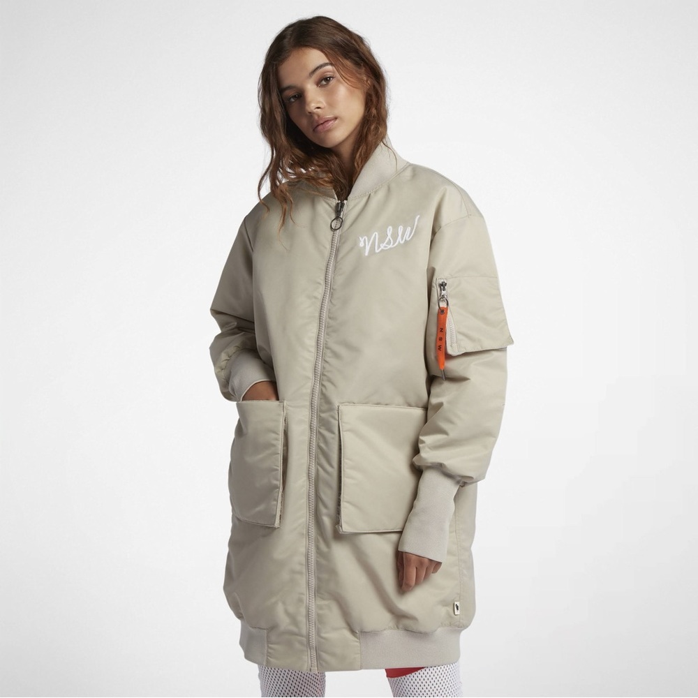 NIKE NSW Insulated Parka. Perfect coat/jacket for mild winter.